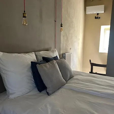 Le Porrine 펜션 카스텔누오보디발디세시나